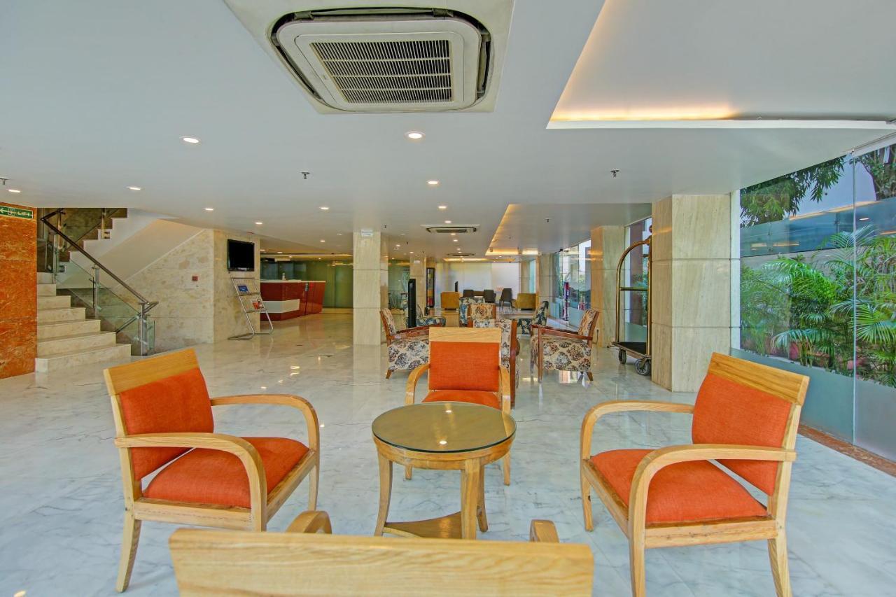 Townhouse Oak Safdarjung Nova Deli Exterior foto