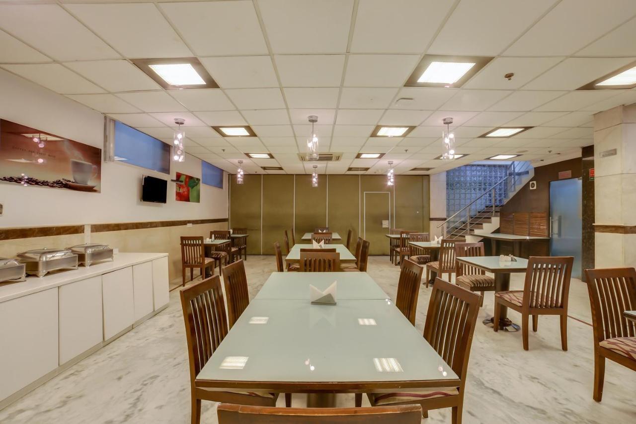 Townhouse Oak Safdarjung Nova Deli Exterior foto